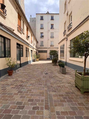 appartement à la vente -   75011  PARIS, surface 47 m2 vente appartement - APR736641